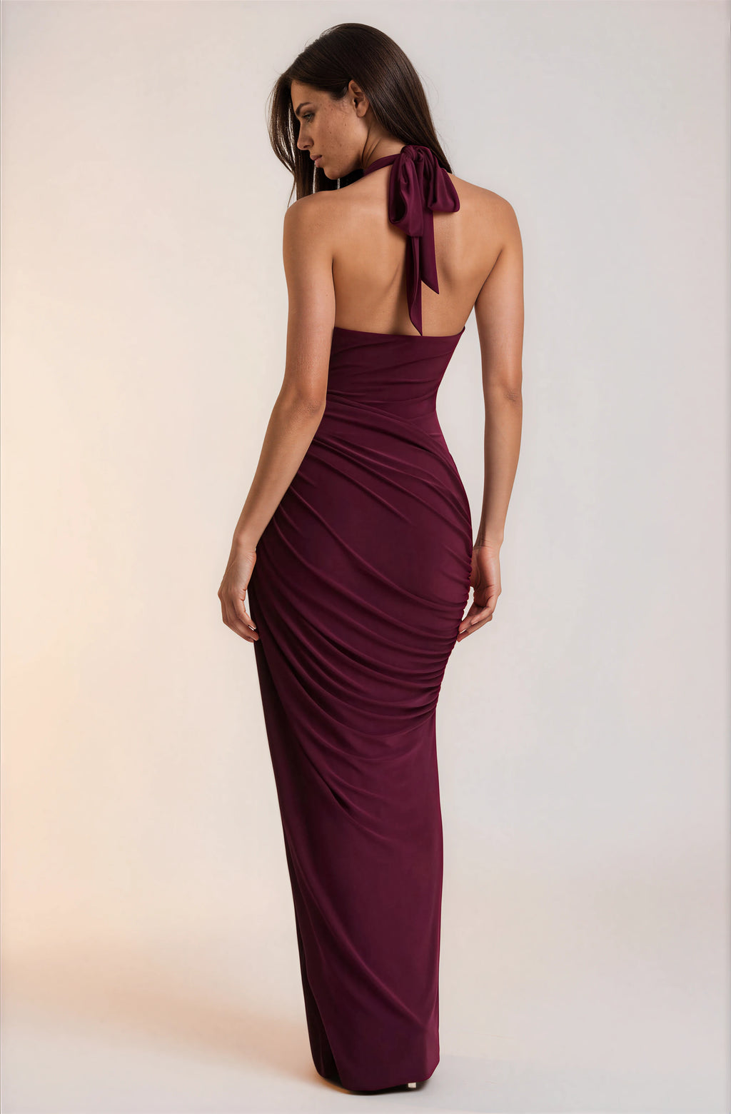 Burgunderrotes Slinky Maxikleid mit tiefem V-Ausschnitt – Elegantes Abendkleid lang Damen – Figurbetontes Partykleid